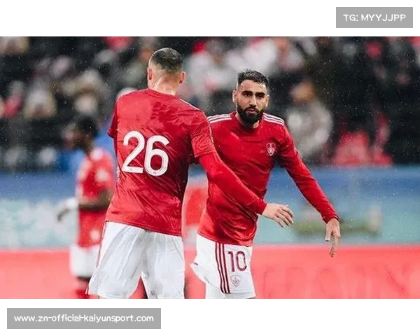 官方赛后数据：布雷斯特门将完成9次扑救，获评全场最佳